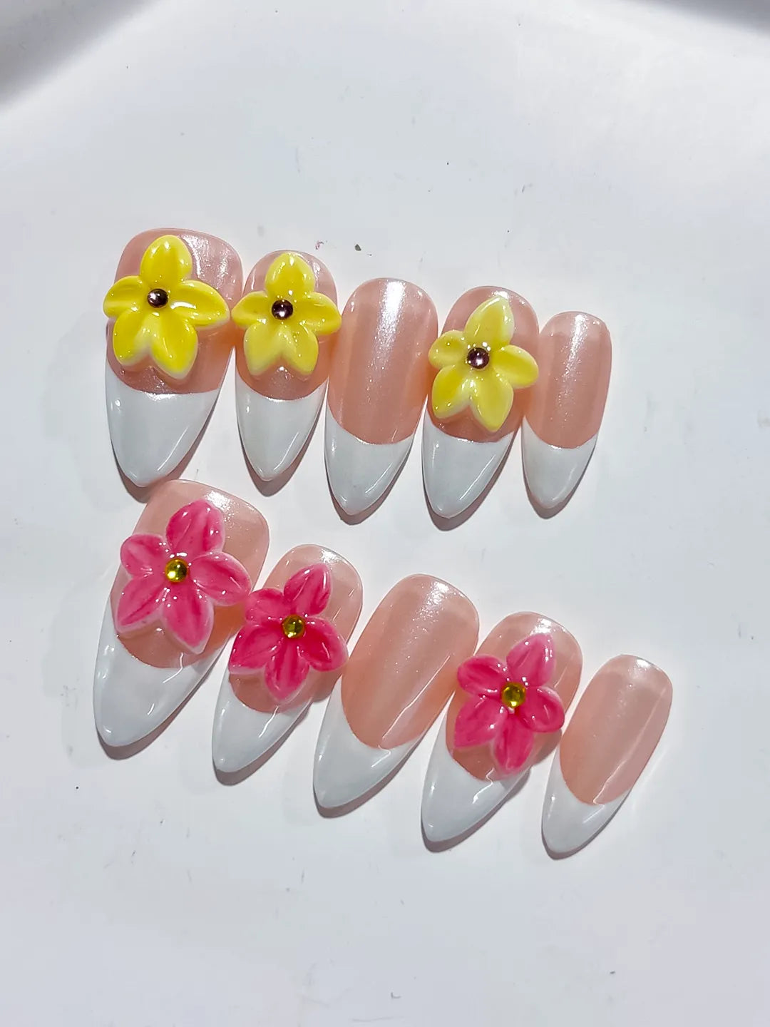 Nude White Pink Yellow French tip Flower press on nails detail view