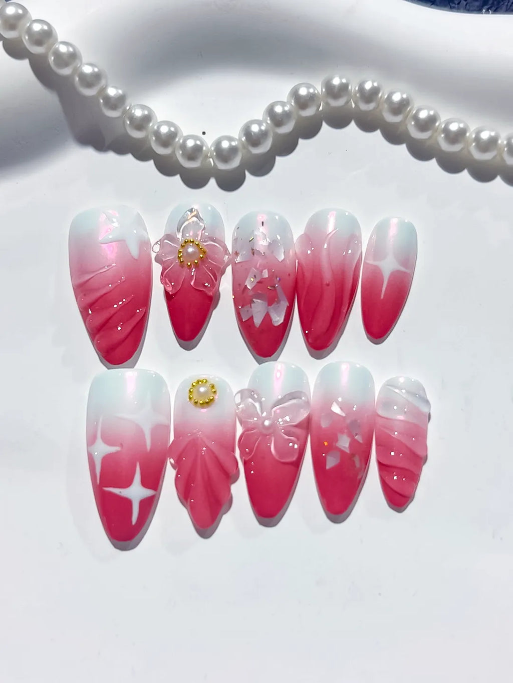 Red White Pink Ombre Flower Bow Star press on nails detail view