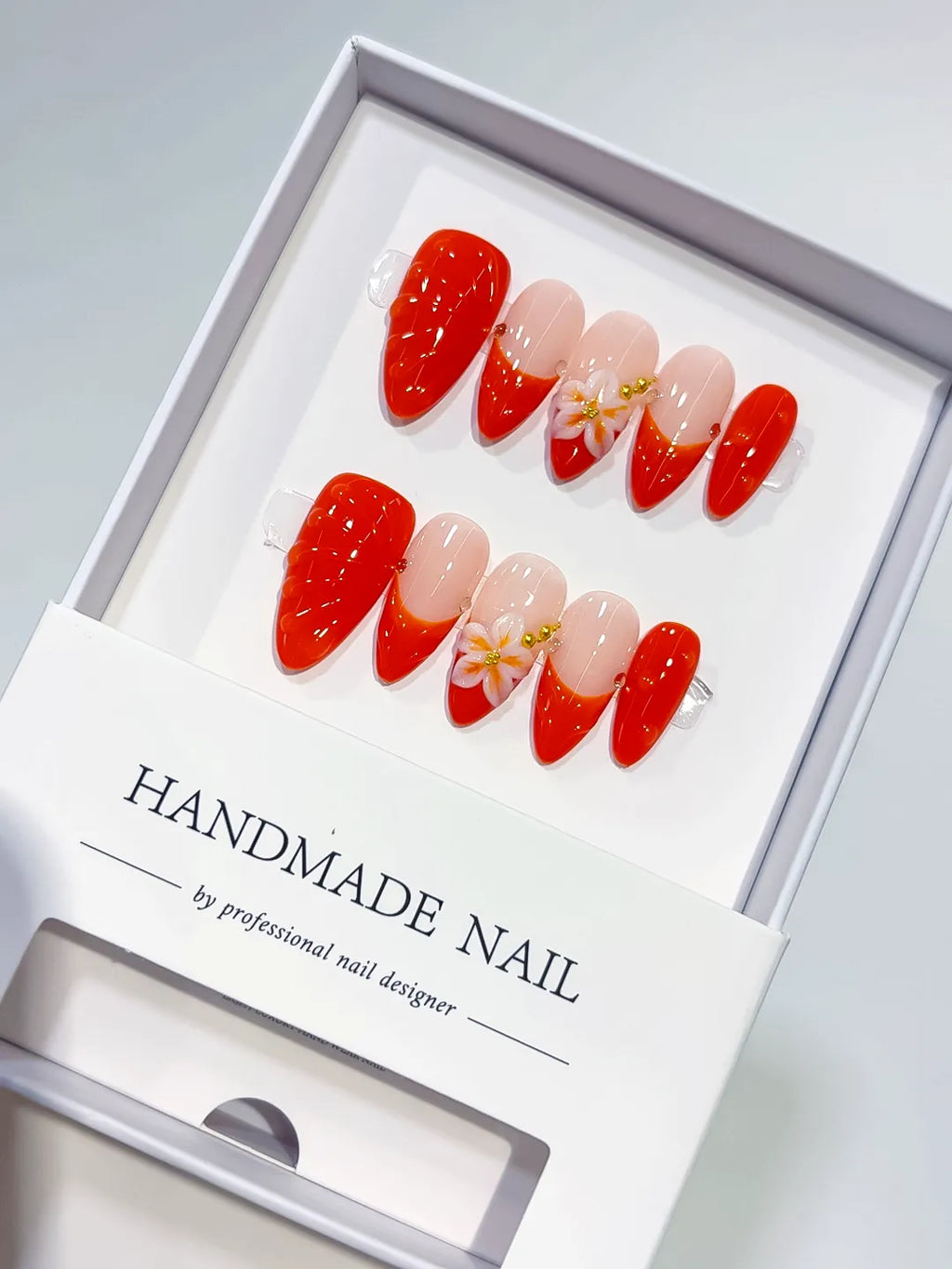 Nude Red Gold French tip Flower Shell press on nails