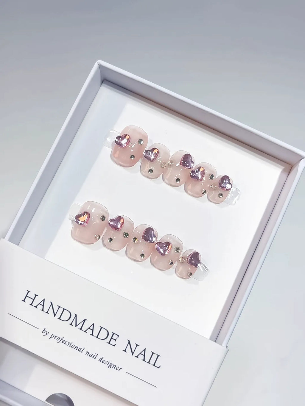 Nude Purple Solid color Heart Rhinestone press on nails