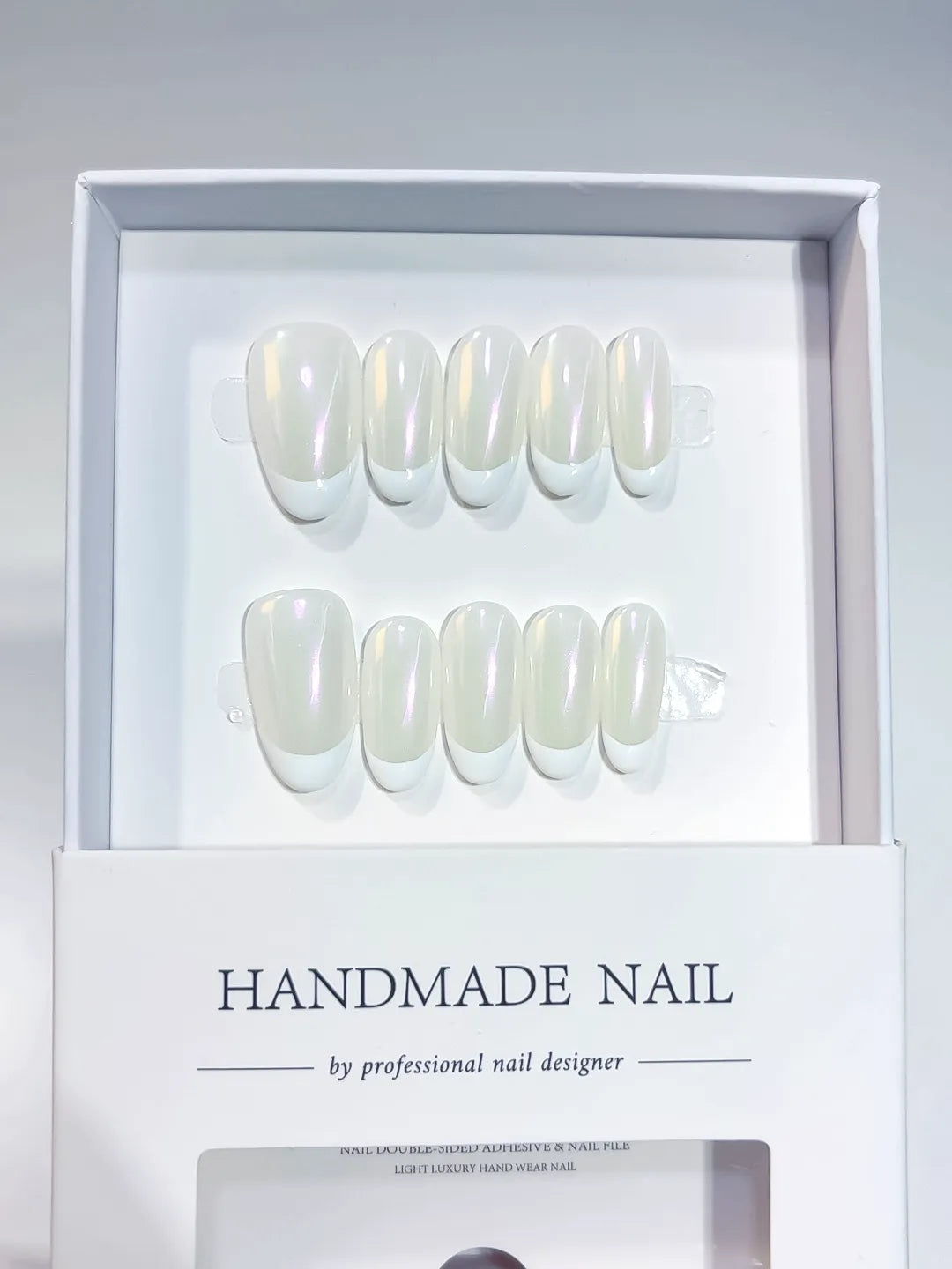 White Solid color Aurora Sheen press on nails full set view