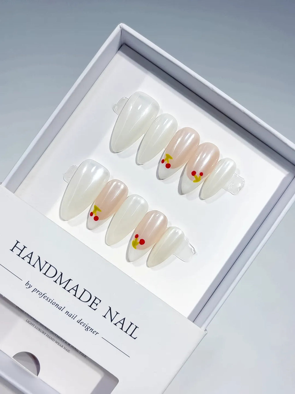 White Nude Solid color Cherry press on nails