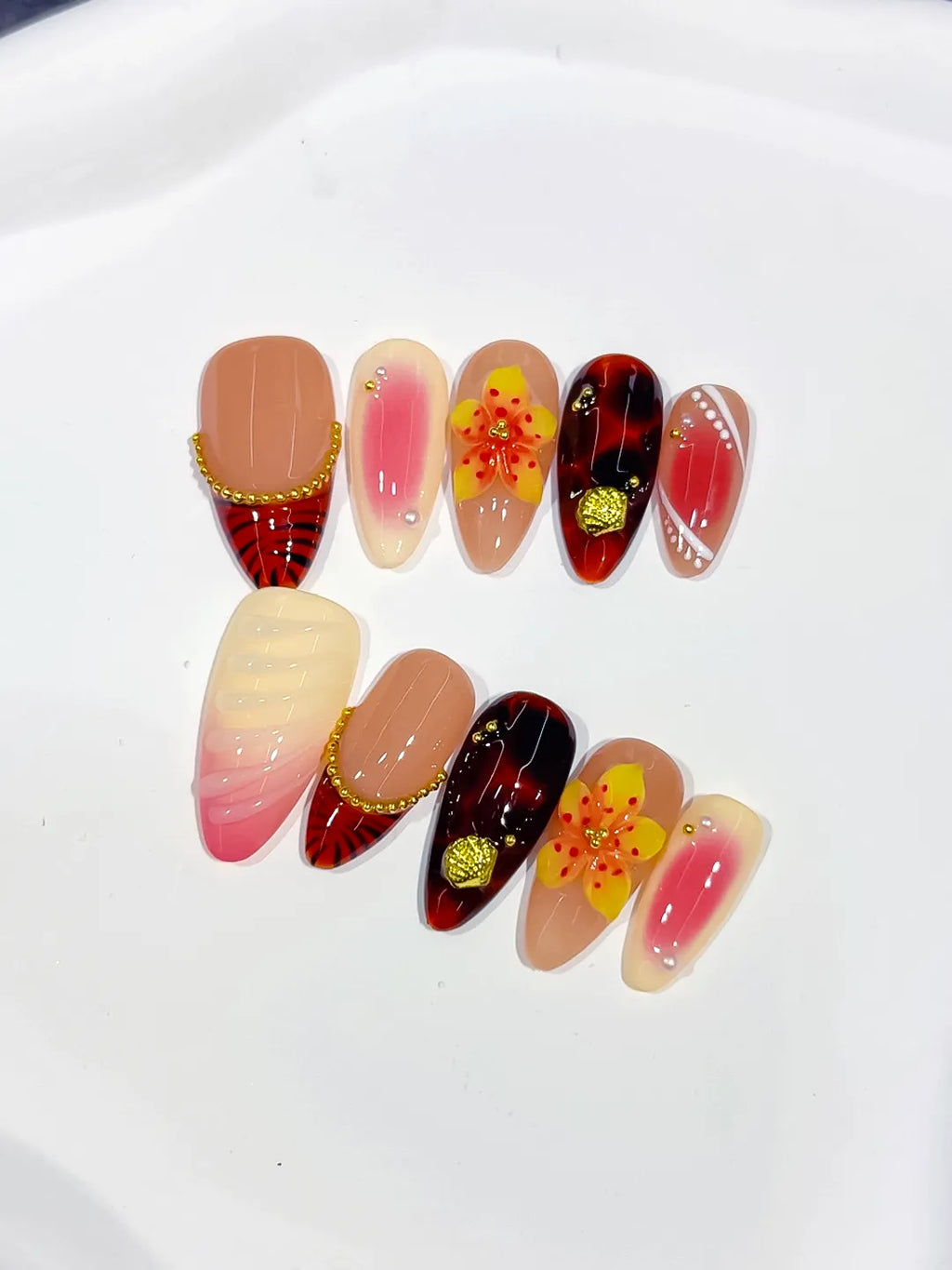 Nude Pink Red Yellow Gold Abstract Flower Plaid Metallic Charm press on nails close up
