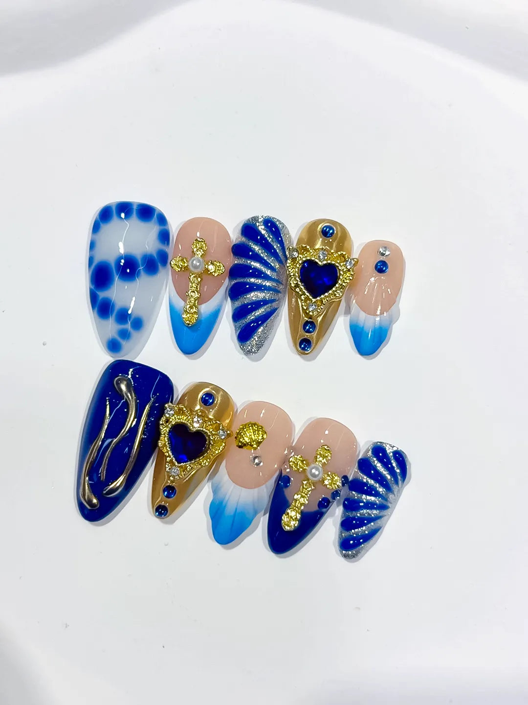 Nude Blue Gold Abstract Heart Shell Metallic Charm press on nails full set view