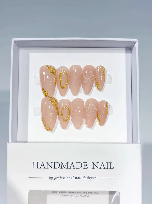 Nude Gold Metallic Gold Outline Pearl press on nails full set view