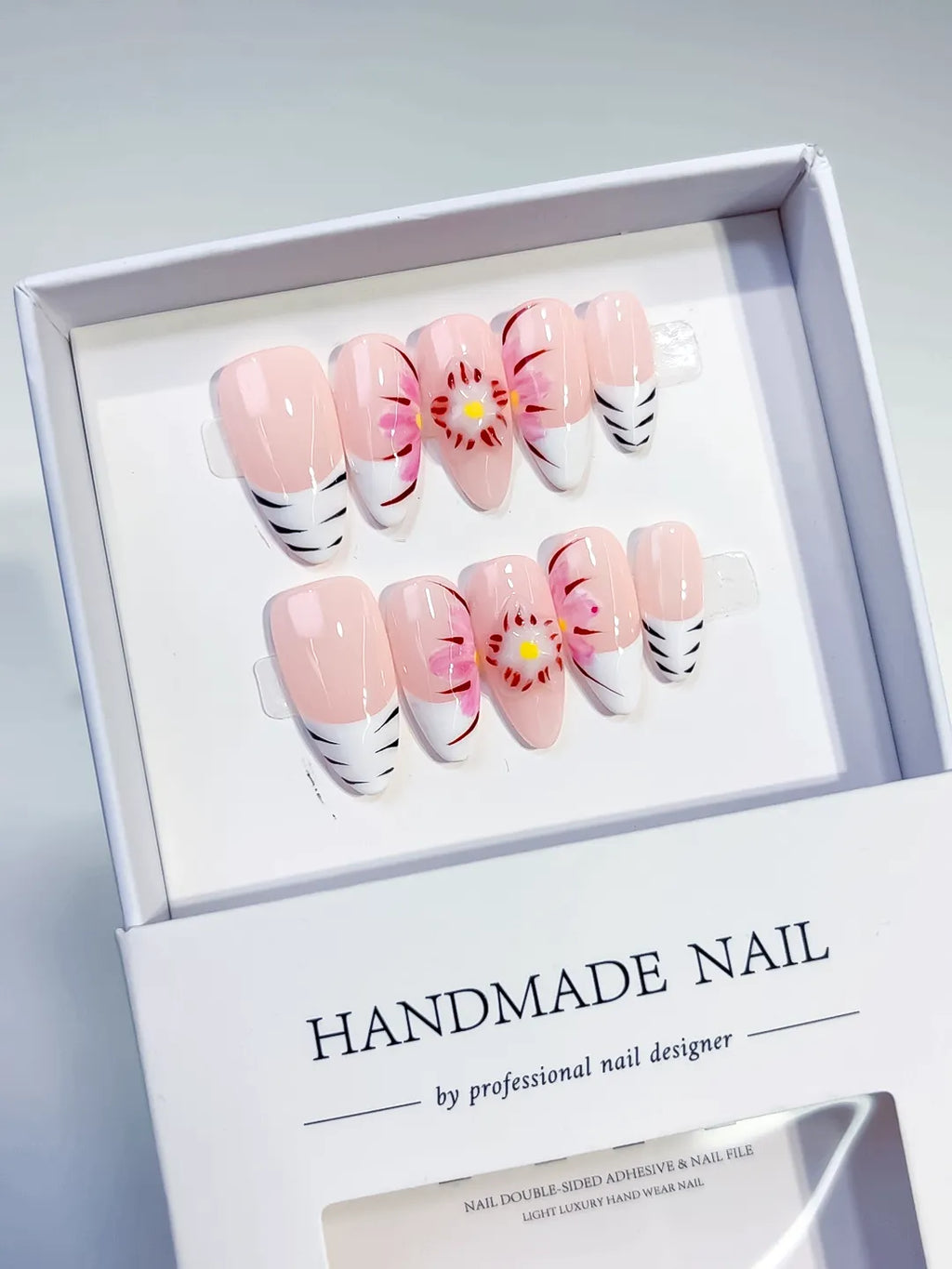 Pink White Black Floral Flower press on nails detail view