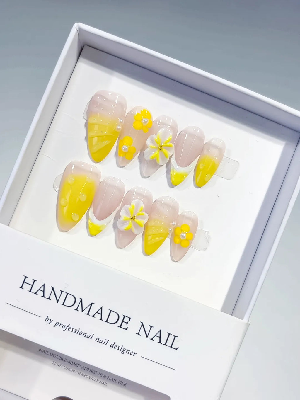 Nude Yellow French tip Flower press on nails