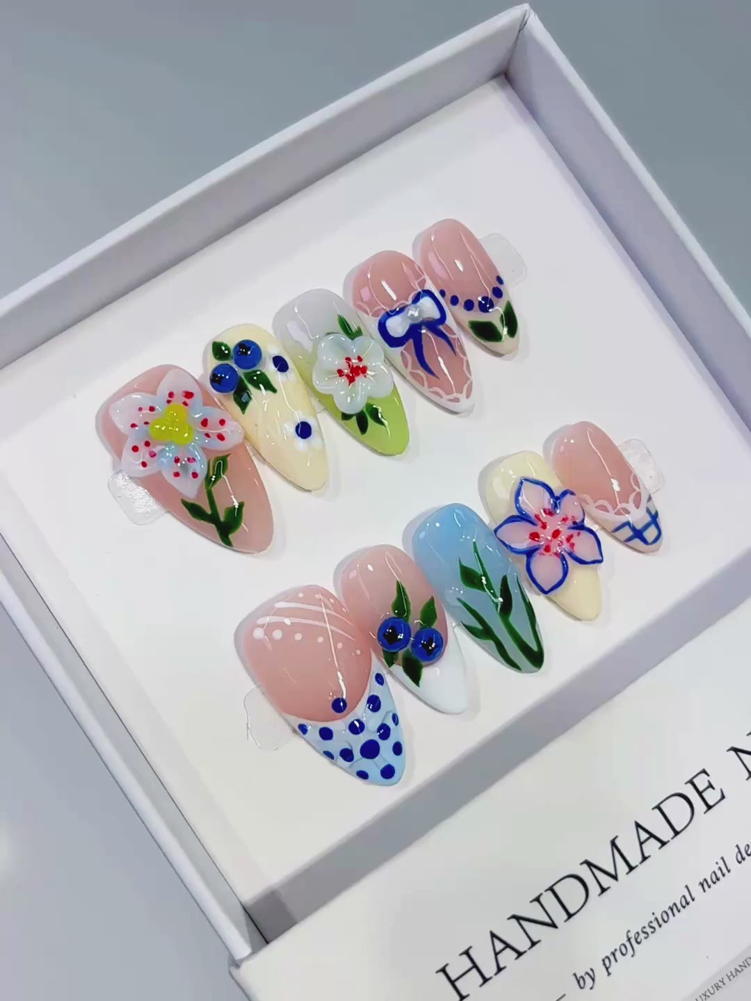 Nude White Blue Green Abstract Flower Leaf Berry press on nails video