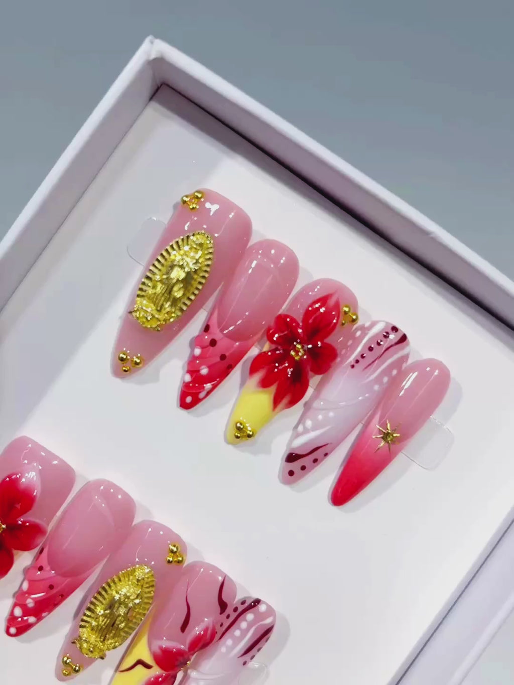 Pink Red Yellow White Gold Abstract Flower Metallic Accent Dot press on nails video
