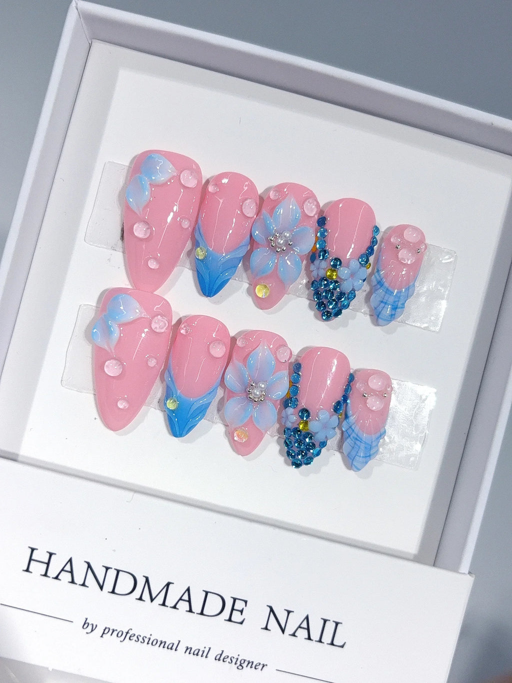 D672 - Medium Pink Blue Almond French Tip 3D Flower Rhinestones - view 1