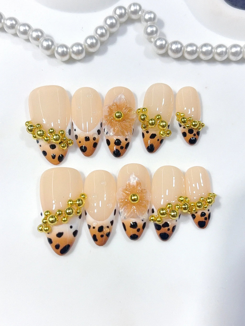 D673 - Medium Nude Caramel Almond Spotted French Tip Gold Beads - view 4
