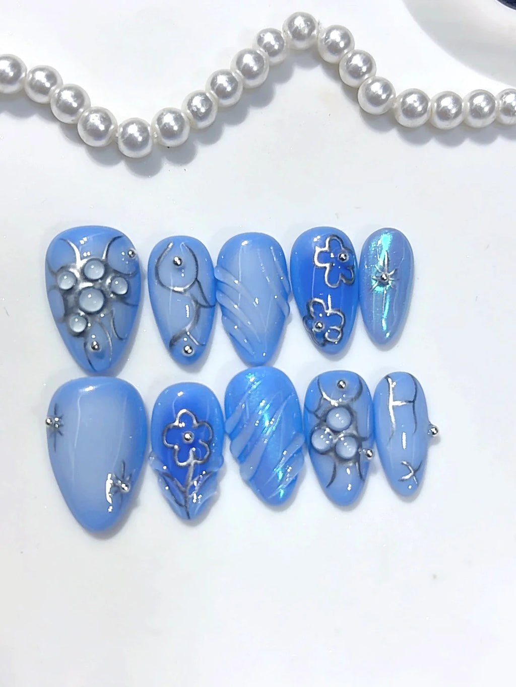 D685 - Medium Blue Silver Almond Metallic Lines - view 4