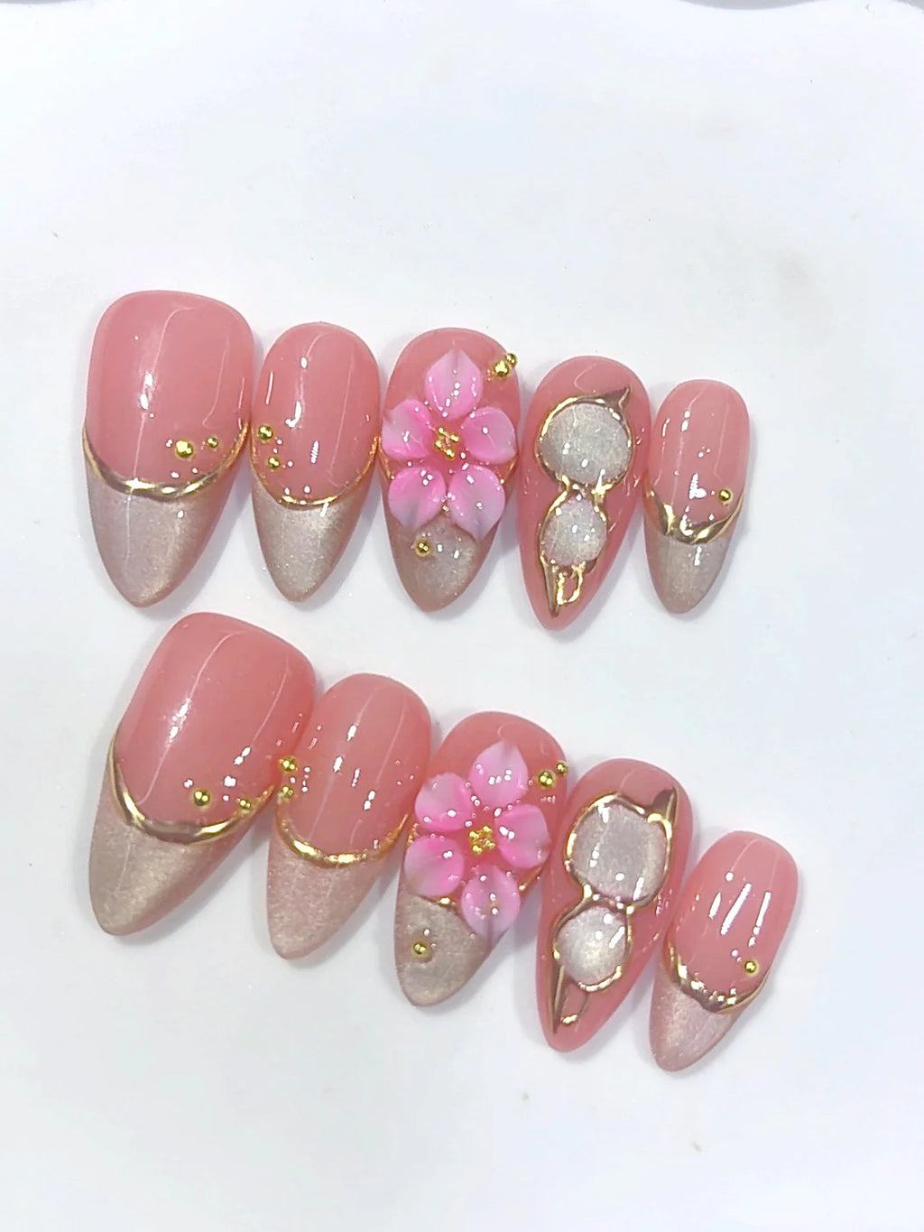 D686 - Medium Pink Champagne Almond Cat Eye French Tip 3D Flower - view 5