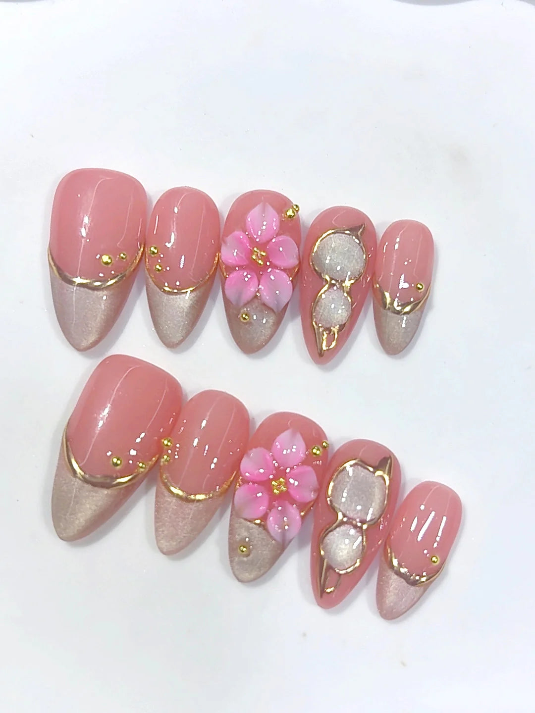 D686 - Medium Pink Champagne Almond Cat Eye French Tip 3D Flower - view 5