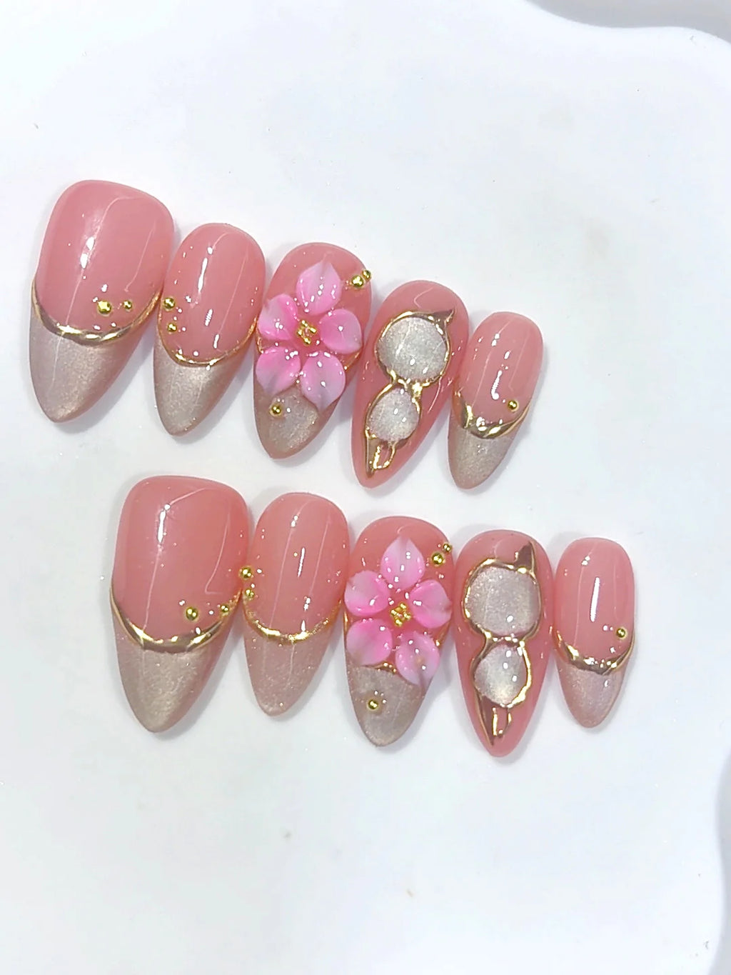 D686 - Medium Pink Champagne Almond Cat Eye French Tip 3D Flower - view 6