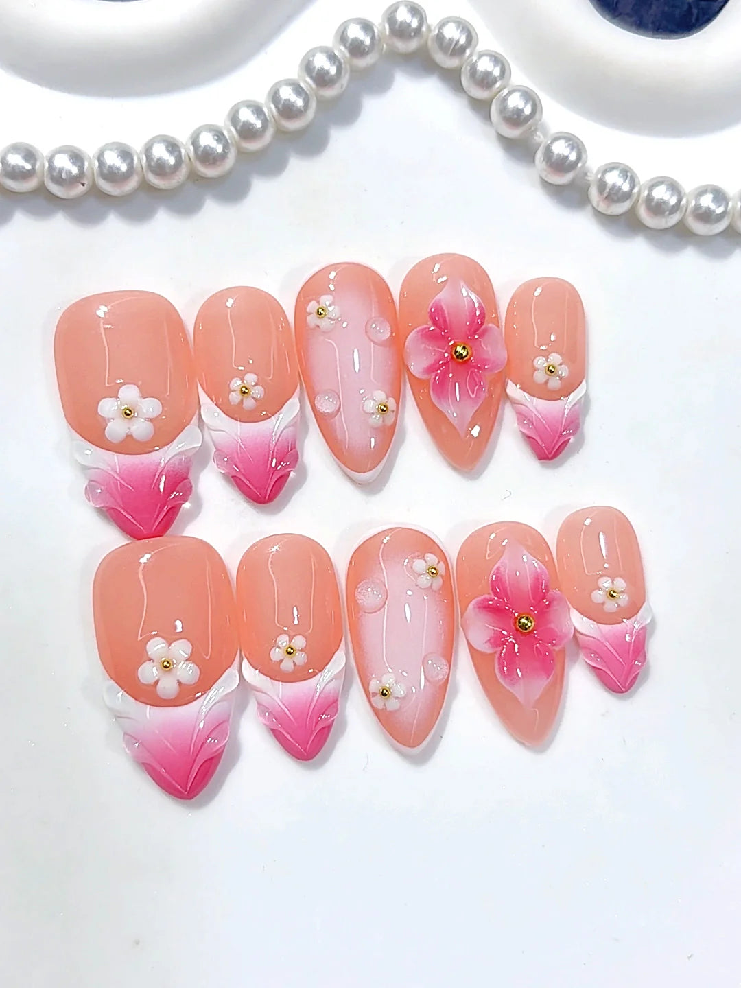 D691 - Medium Pink White Almond Ombre French Tip Daisy Floral - view 4