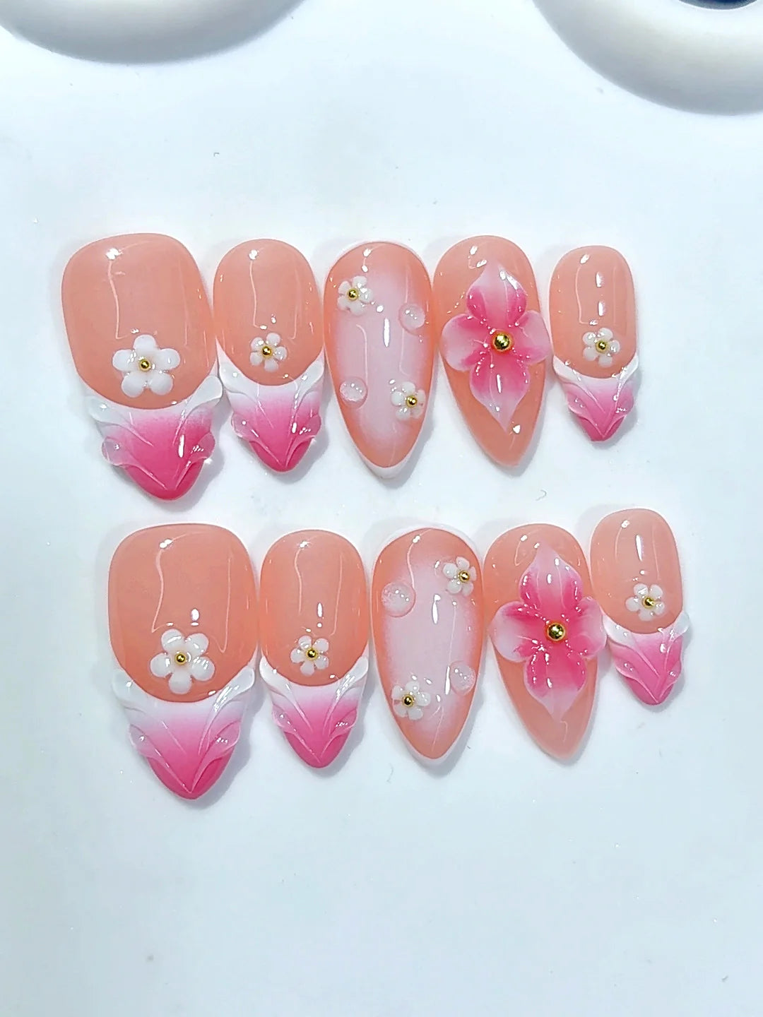 D691 - Medium Pink White Almond Ombre French Tip Daisy Floral - view 7