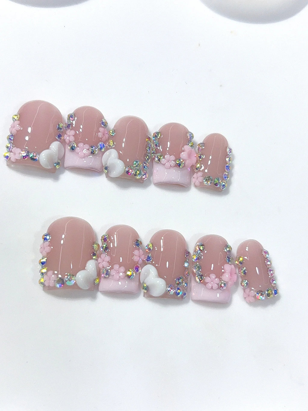 L320 - Short Nude Pink Duck French Tip Hearts Rhinestones - view 6