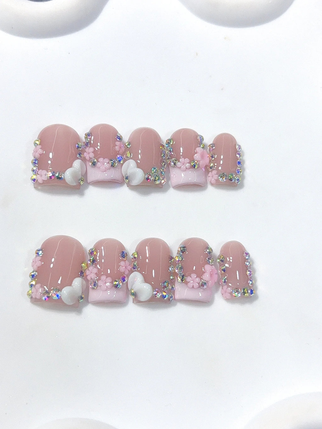 L320 - Short Nude Pink Duck French Tip Hearts Rhinestones - view 7