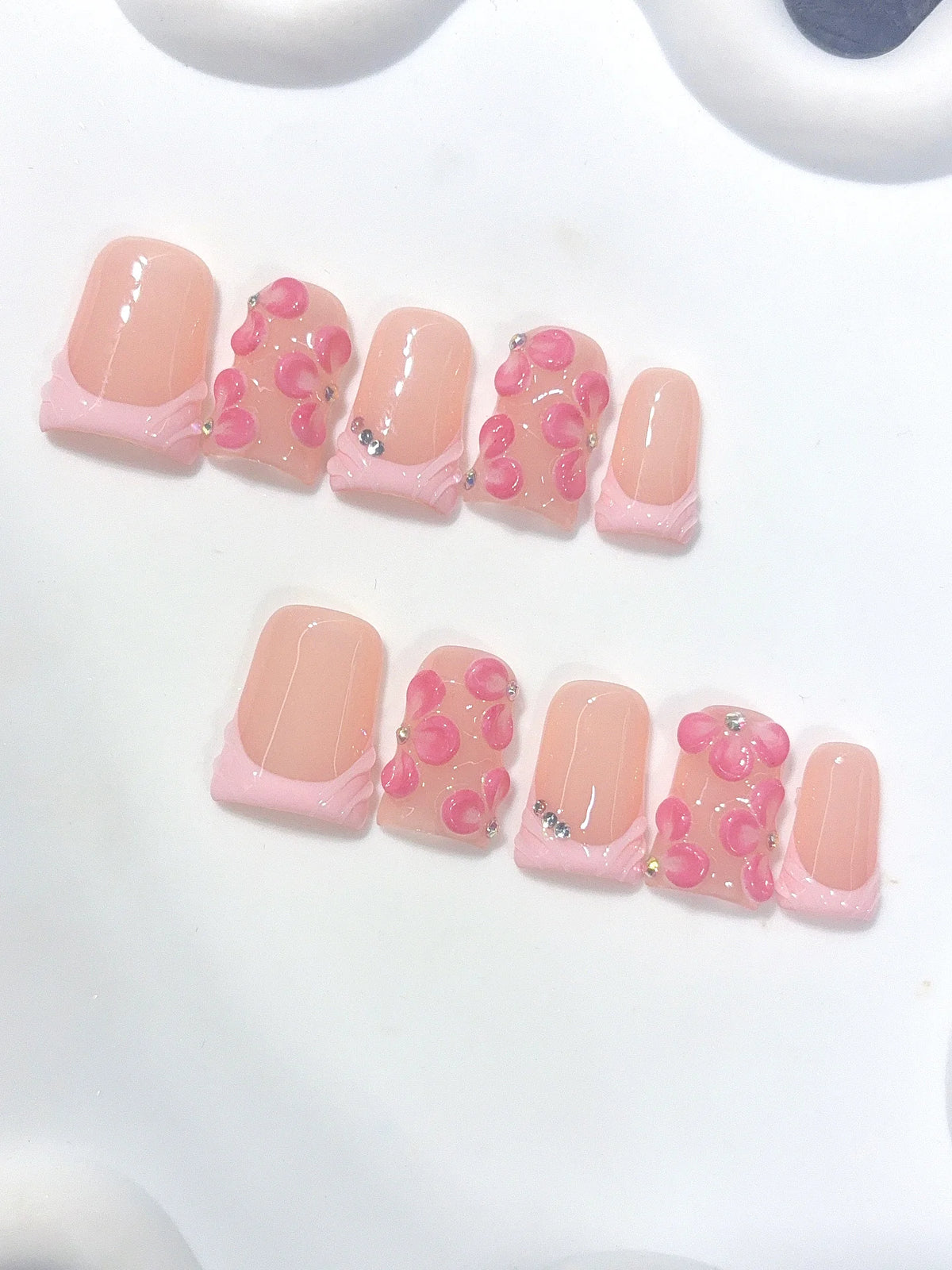 L323 - Short Nude Pink Duck French Tip 3D Swirls - view 6